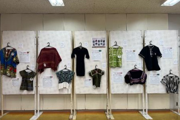 外国の衣装体験コーナー